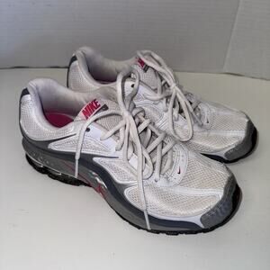 Nike Reax Run 5 White Athletic Running Shoes Sneakers 407987-116 Women's Sz 8